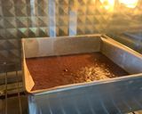 Foto langkah ke 9 dari resep Fudge Chocolate Brownies.