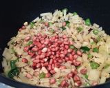 A picture of step 5 of Saboodanyachi Khichadi.