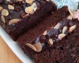 Foto langkah ke 6 dari resep 36. Double Chocolate Zucchini Bread.