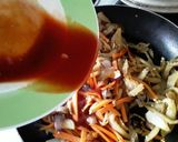 Foto del paso 4 de la receta: Berenjenas🍆 en salsa roja🍅 picante🌶 con arroz blanco🍚
