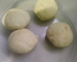 A picture of step 4 of Mat Samosa.