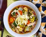 A picture of step 6 of Vegetable Thukpa.