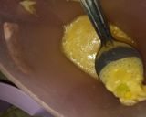 Foto langkah ke 2 dari resep Martabak Telur Teflon.
