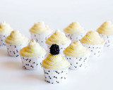 Foto del paso 1 de la receta: Cupcakes de limón y moras