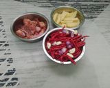 Foto langkah ke 1 dari resep Ayam Kentang Balado.