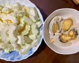 金沙白玉苦瓜的食譜步驟1照片