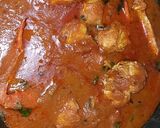 A picture of step 1 of Crab pulsu /crab gravy.