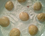 A picture of step 2 of Ring Doughnut.