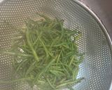A picture of step 2 of Fried Samphire with butter.