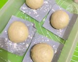 Foto langkah ke 4 dari resep Donat tanpa kentang ala Tasyi Athasyia🍩.