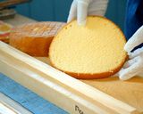 A picture of step 15 of Peach Decoration Cake (Chantilly Peche).