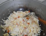 Foto langkah ke 3 dari resep Nasi goreng putih simple enak.