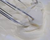 Foto del paso 2 de la receta: Arrollado Con Crema De Queso Y Frutos Rojos / Postre Tronco Navideño De Verano