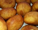 Foto langkah ke 5 dari resep Roti goreng tape.