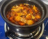 Hình bước làm 3 của món Thịt heo quay kho nước tương