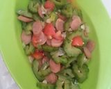 Foto langkah ke 7 dari resep Tumis pare sosis.