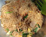 Foto langkah ke 7 dari resep Bihun Goreng Jawa.
