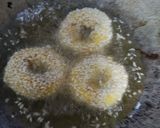 Foto langkah ke 6 dari resep Donat pisang wijen gluten free.