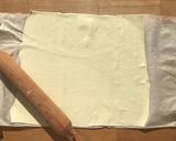 Foto del paso 4 de la receta: Ensaimada de repollo y pasas