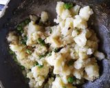 पंजाबी सामोसा (punjabi samosa recipe in marathi) रेसिपी स्टेप 1 फोटो 