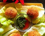 A picture of step 4 of Lauki and rice (leftover) cheese Balls.