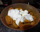 A picture of step 3 of Soya chaap korma.