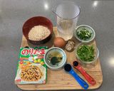 A picture of step 1 of Savoury Breakfast Oats.