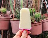 Foto del paso 4 de la receta: 🍈 Palito helado de crema de melón - Melona® 🍈