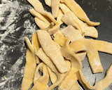 Foto del paso 4 de la receta: Anímate al amasado: pastas con huevo