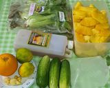 Foto langkah ke 1 dari resep Pineapple Green Juice.