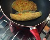 Foto langkah ke 4 dari resep Telur gulung crabstick.