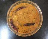 A picture of step 5 of Sambhar & Nariyal chutney.