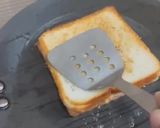 A picture of step 4 of Cheese Potato Sandwich.