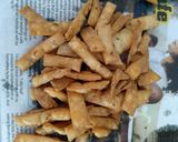 नमकपारे (Namakpare recipe in Hindi) रेसिपी चरण 4 फोटो