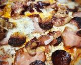 Foto del paso 4 de la receta: Pizza de ibéricos con higos frescos