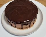 รูปขั้นตอนการทำที่ 6 ของ Dark Chocolate Drip Cake สไตล์เกาหลี ไส้ช็อกโกแลตกานาช