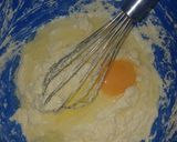 A picture of step 1 of Sandwich cake.
