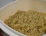 Foto del paso 5 de la receta Ensalada de quinoa con lechuga y huevo duro 🥗