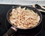 Foto del paso 2 de la receta Hojaldre de Vigilia con setas y arándanos!