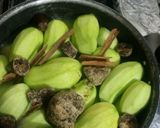 Foto del paso 2 de la receta: Mango verde enmielado