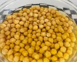 Foto del paso 1 de la receta: Garbanzos Guisados con Espinaca Tocino y Pimientos Rojos!