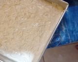 Foto langkah ke 6 dari resep Bolu Tapai keju.