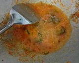 Foto langkah ke 3 dari resep Tumis Jamur Tiram Daun Jeruk.