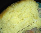 Foto langkah ke 8 dari resep Cupcake Vanila - Fluffy banget 😘.