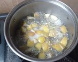 Foto langkah ke 2 dari resep Wedang Apel - Sereh.