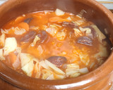 Foto del paso 3 de la receta: Repollo cocido con patatas y chorizo