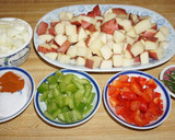 Foto del paso 1 de la receta: Papas salteadas con romero y pimientos