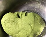 A picture of step 4 of Palak/ Spinach Paratha.