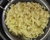 Foto langkah ke 1 dari resep Mie Goreng Indomie.