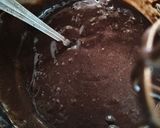 A picture of step 1 of Oreo Biscuit Cake.